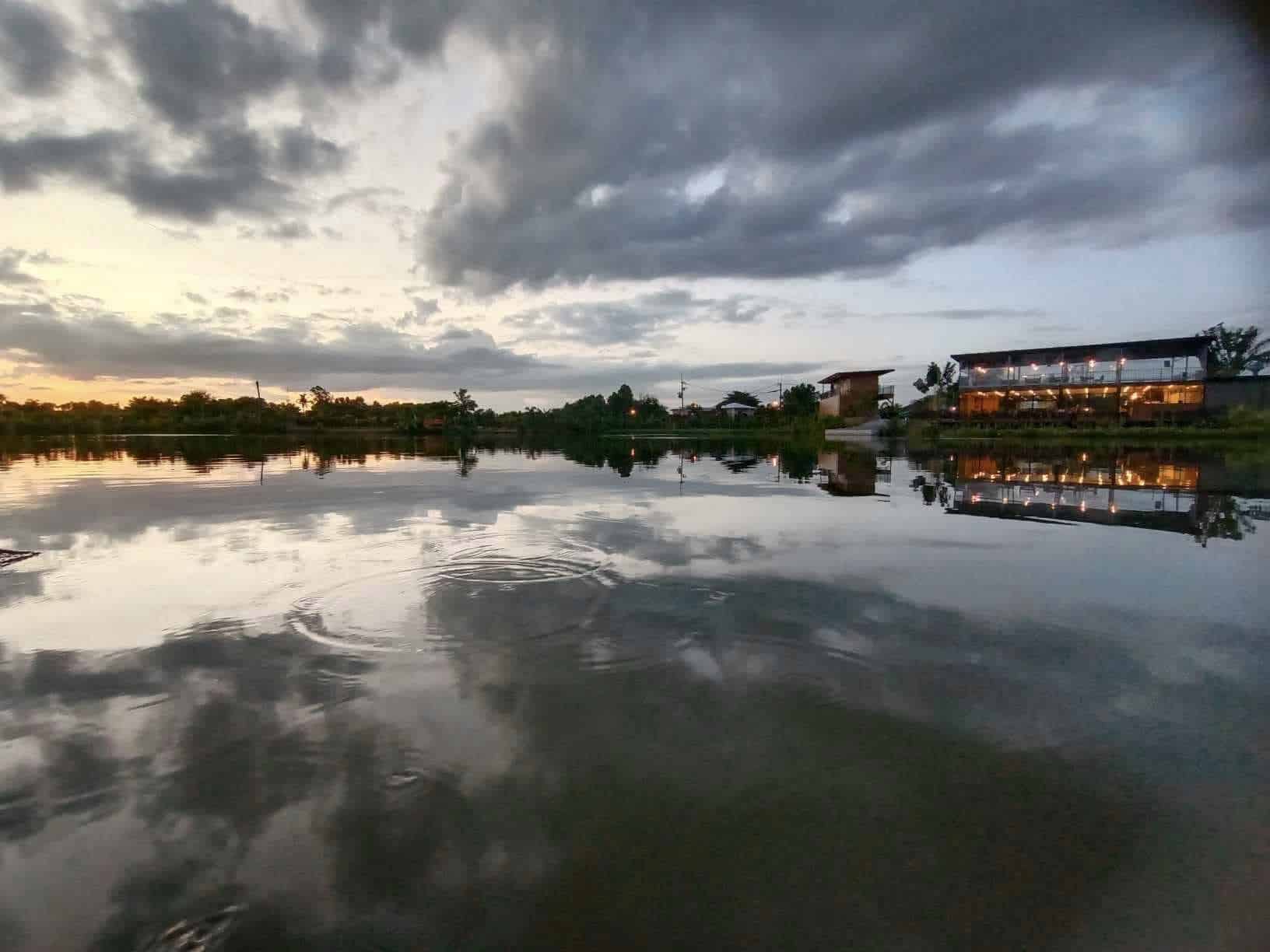 Hookers Fishing Park in Thailand
