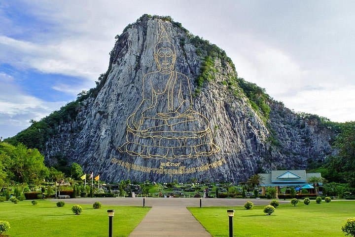 Khao Chi Chan (Buddha Mountain) in Thailand
