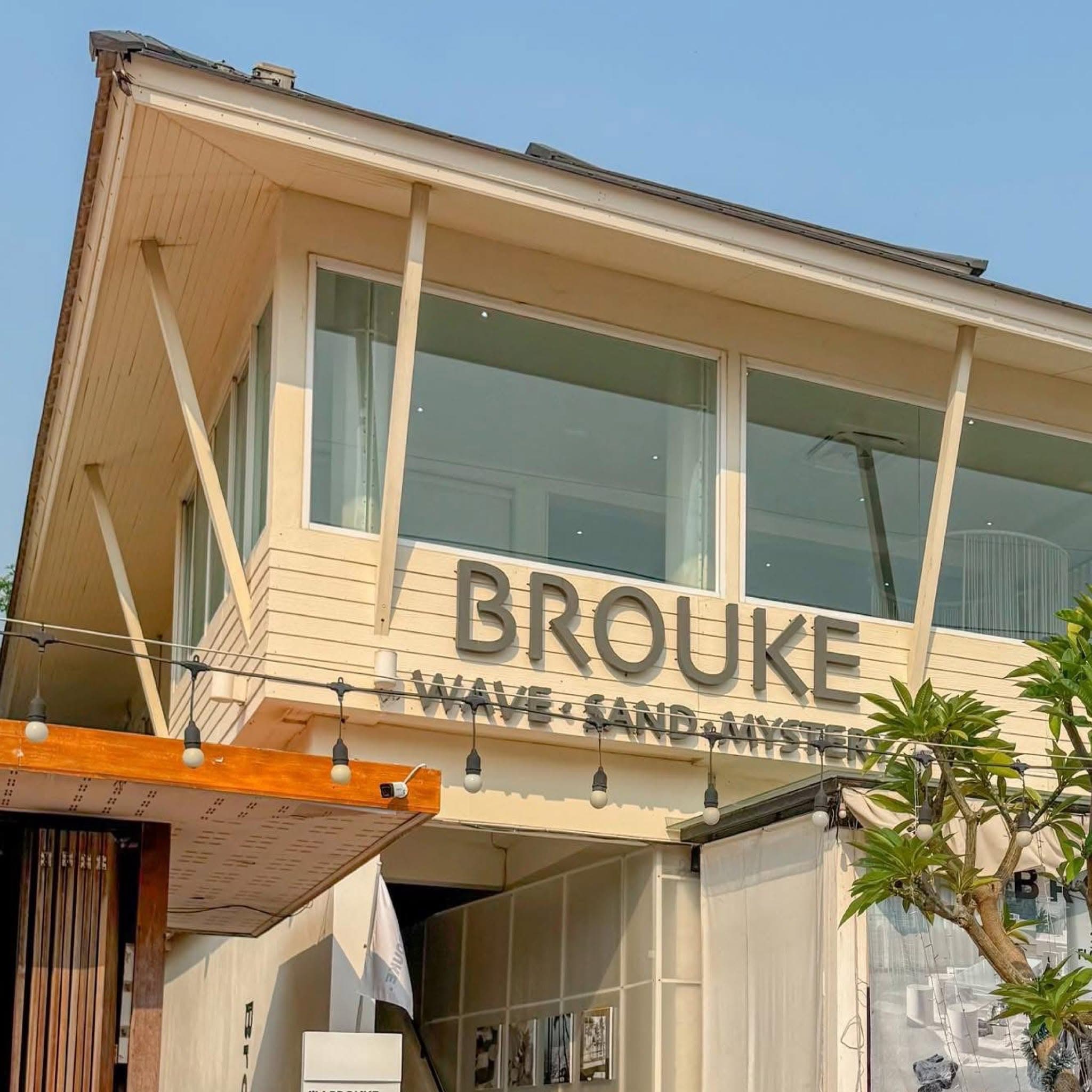 Brouke.cafe in Thailand