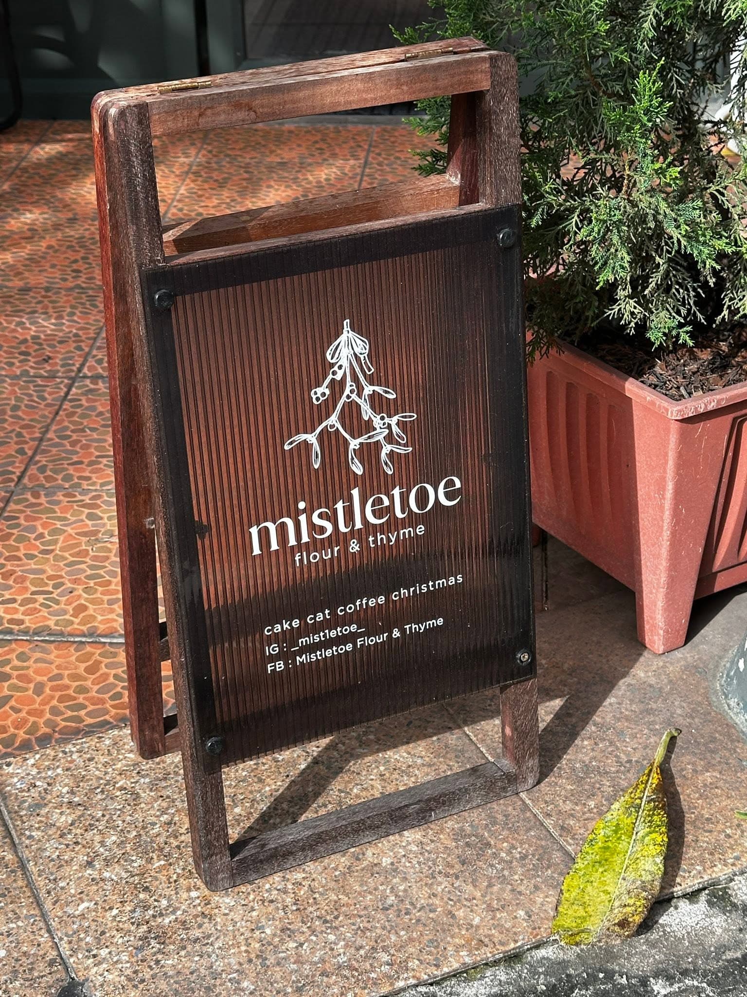 Mistletoe flour & thyme cafe in Thailand